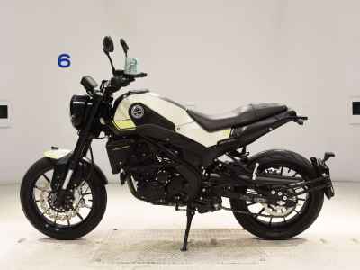 Benelli Leoncino 250 2022