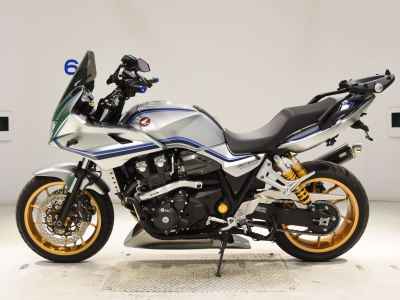 Honda CB1300 Super Boldor 2024