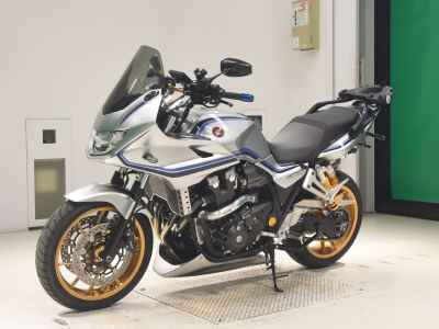 Honda CB1300 Super Boldor 2024