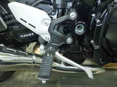 Kawasaki Z900RS 2024