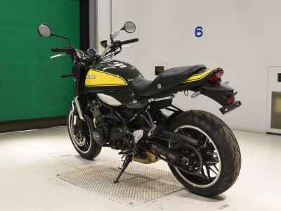 Kawasaki Z900RS 2024
