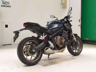 Honda CB650R 2023