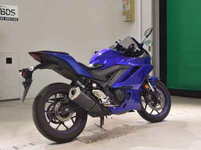 Yamaha YZF-R25 2021
