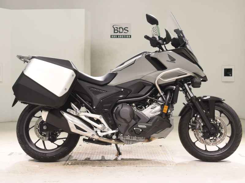 Honda NC750X 2025