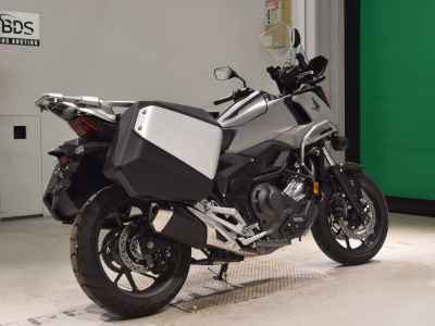 Honda NC750X 2025