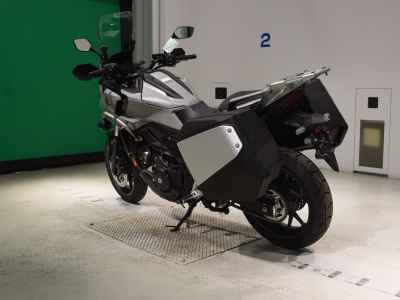 Honda NC750X 2025