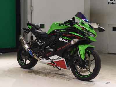 Kawasaki Ninja ZX-25R 2022