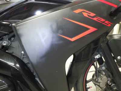 Yamaha YZF-R25 2017