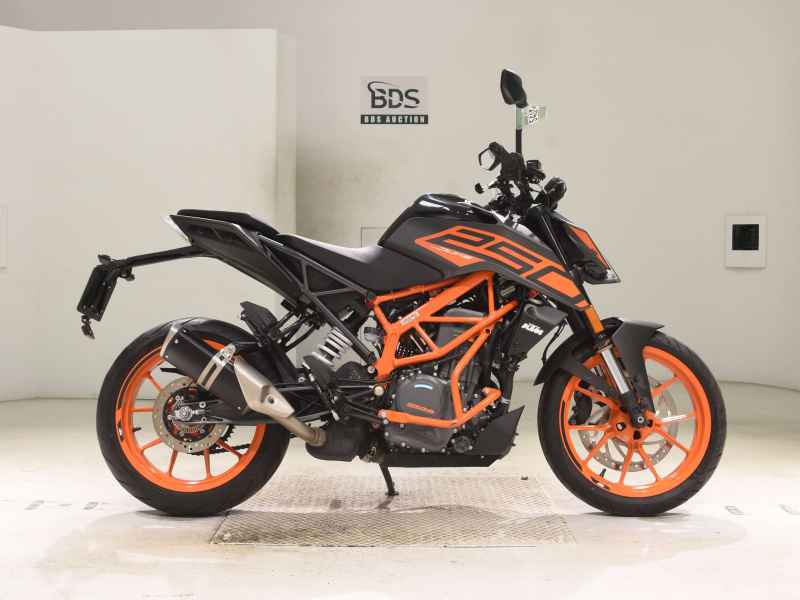 KTM 250 Duke 2022