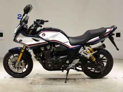 Honda CB1300 Super Boldor 2024