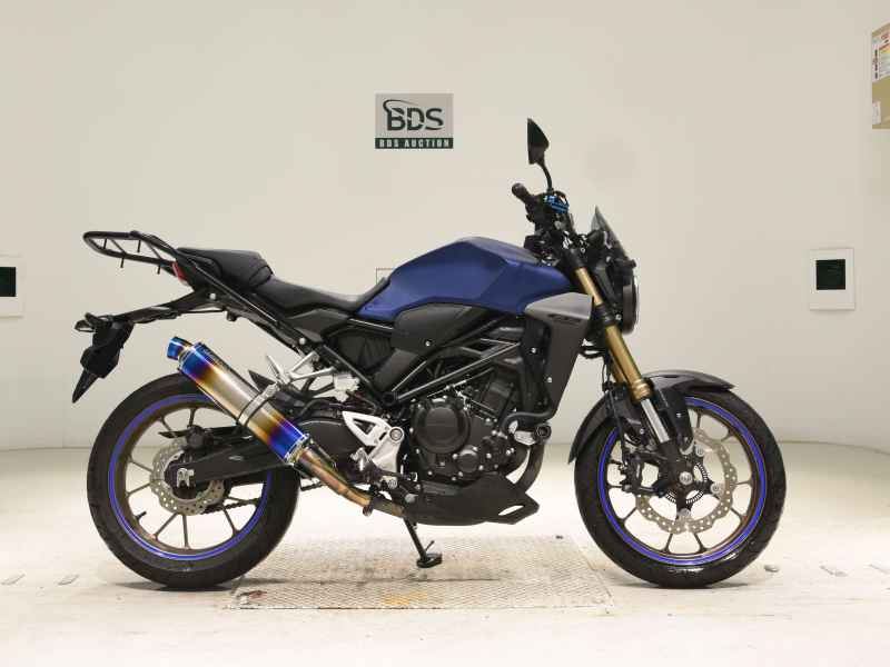 Honda CB250R 2019