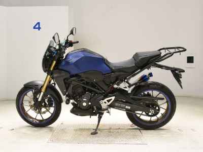 Honda CB250R 2019