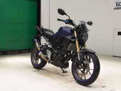 Honda CB250R 2019