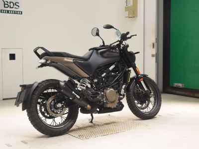Husqvarna Svartpilen 401 2024