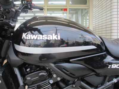 Kawasaki Z900RS 2021