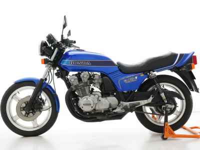 Honda CB900F 2021