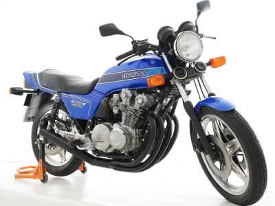 Honda CB900F 2021