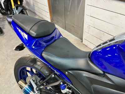 Yamaha YZF-R25 2015