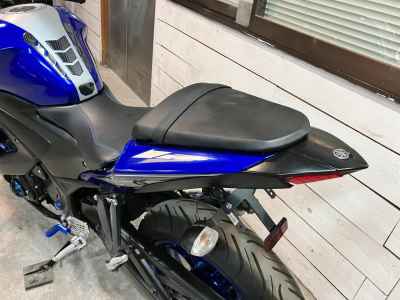 Yamaha YZF-R25 2015