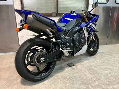 Yamaha YZF-R1 2013