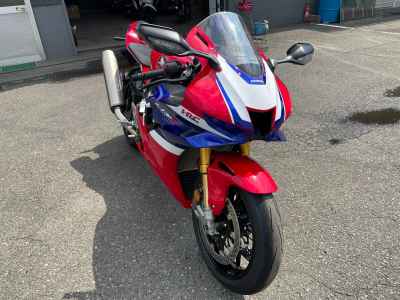 Honda CBR1000RR-R FB SP 2024