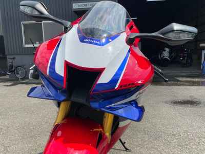 Honda CBR1000RR-R FB SP 2024