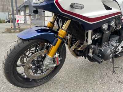 Honda CB1300 Super Boldor 2023