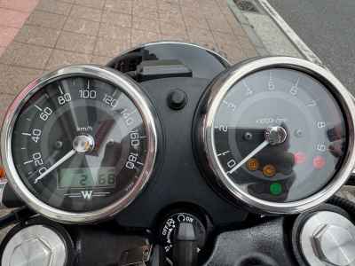 Kawasaki W800 2022