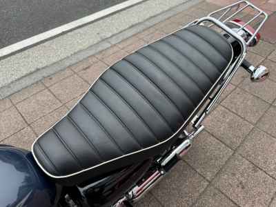 Kawasaki W800 2022