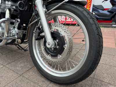 Kawasaki W800 2022