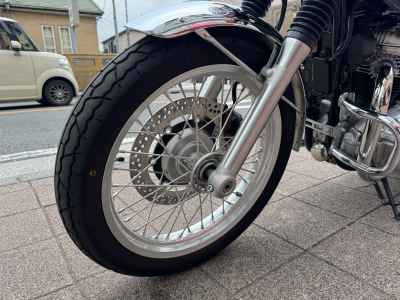 Kawasaki W800 2022