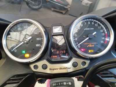 Honda CB400 Super Boldor 2021