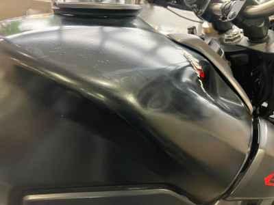 Suzuki GSR750 2013