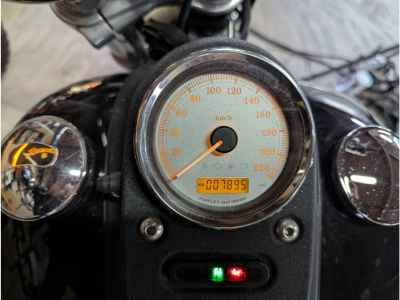 Harley-Davidson Street Bob FXDB1580 2010
