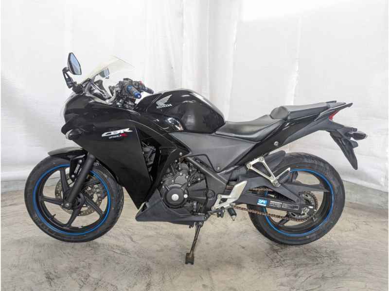 Honda CBR250R 2013