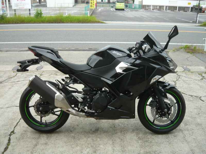 Kawasaki Ninja 400 2019