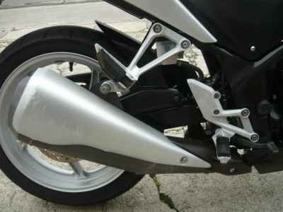 Honda CBR250R 2011