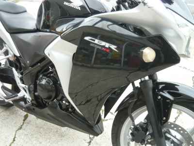 Honda CBR250R 2011