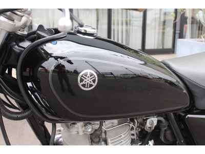 Yamaha SR400 2016