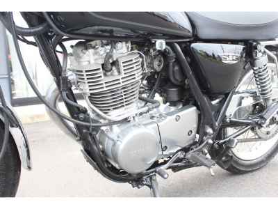 Yamaha SR400 2016