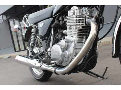 Yamaha SR400 2016