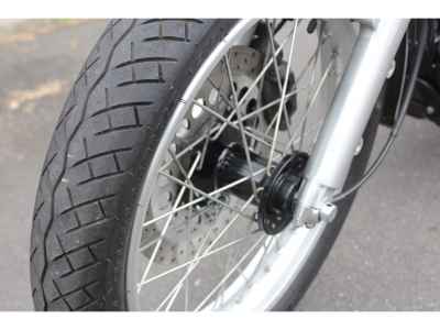 Yamaha SR400 2019