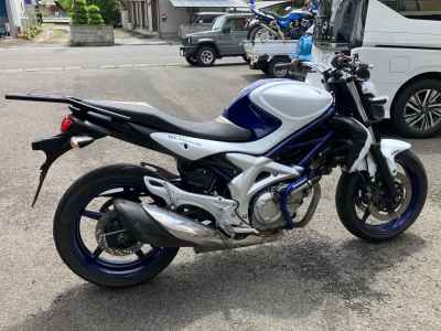 Suzuki Gladius SFV400 2011