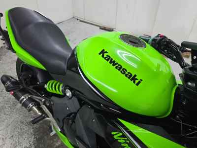 Kawasaki Ninja 400R 2012