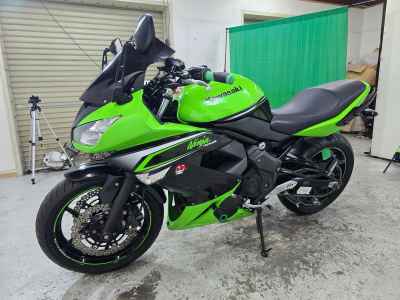 Kawasaki Ninja 400R 2012