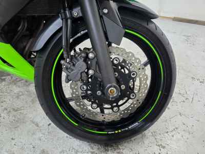 Kawasaki Ninja 400R 2012