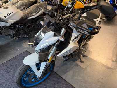 Suzuki GSX-8S 2023