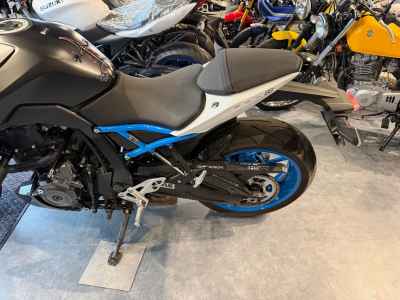 Suzuki GSX-8S 2023