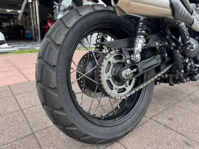 Triumph Street Triple SAMBAURA 2018