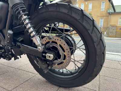 Triumph Street Triple SAMBAURA 2018